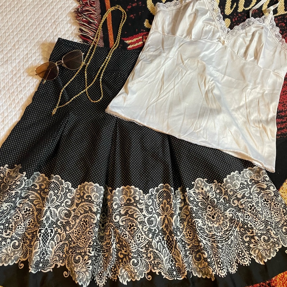 🤍Vintage Black and White Lace Print Retro Talbots Skirt🤍